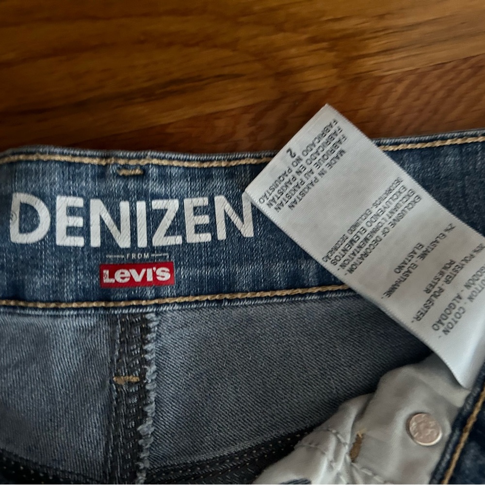 Levi’s Denim shorts